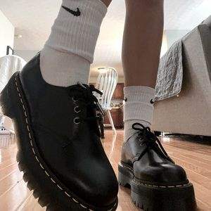 1461 QUAD black doc martens. Doc marten loafers.
Never worn, no scuffs.